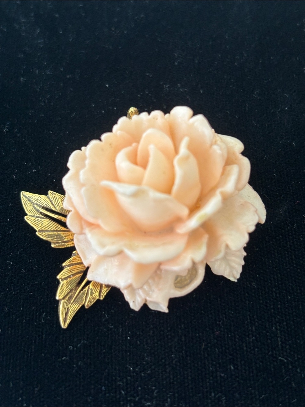 VTG Lucite Rose Brooch
